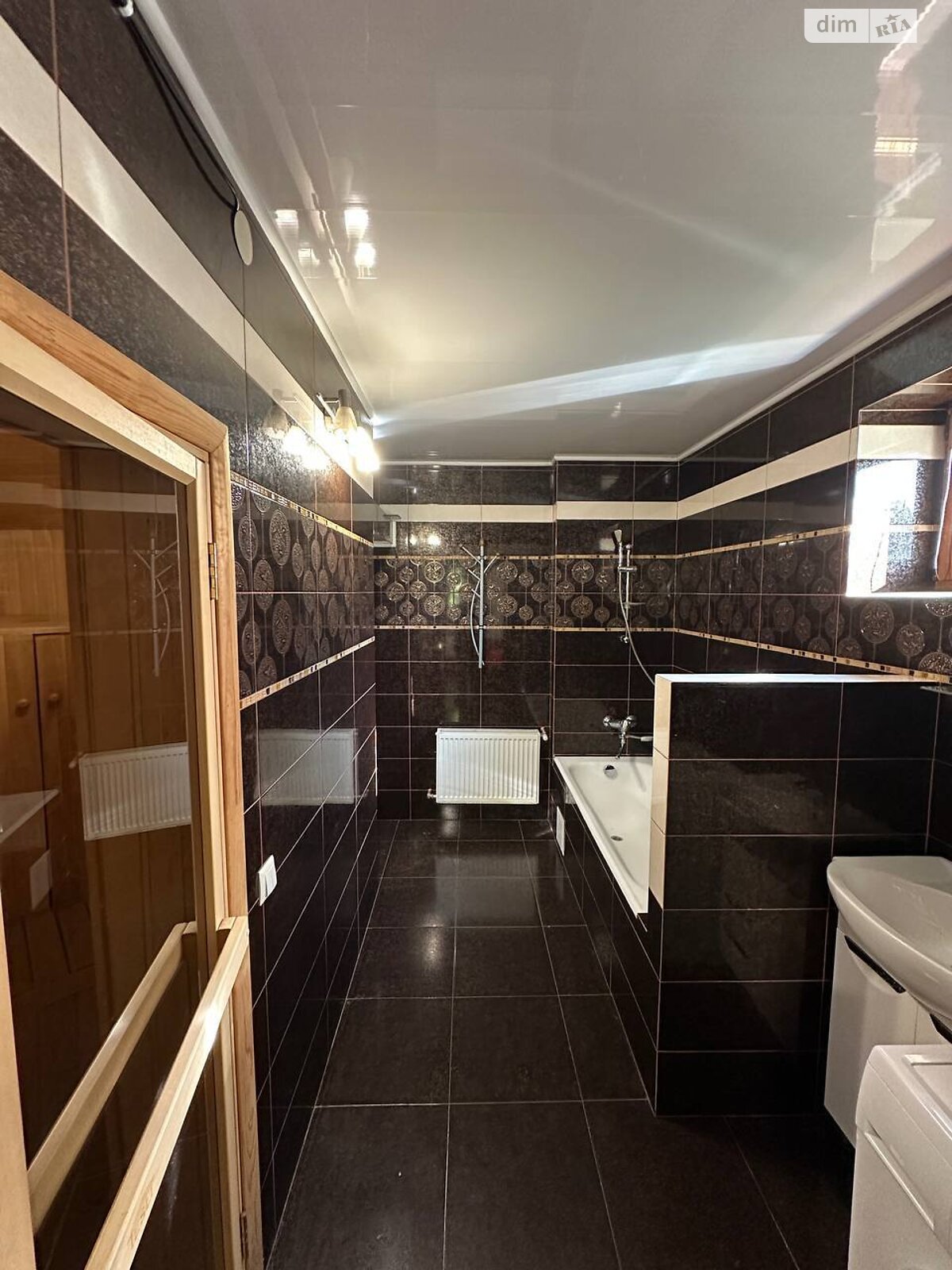 двухэтажный дом беседка, 130 кв. м, кирпич. Сдается помесячно в Львове, в районе Скниловок фото 1 двухэтажный дом беседка, 130 кв. м, кирпич. Сдается помесячно в Львове, в районе Скниловок фото 1