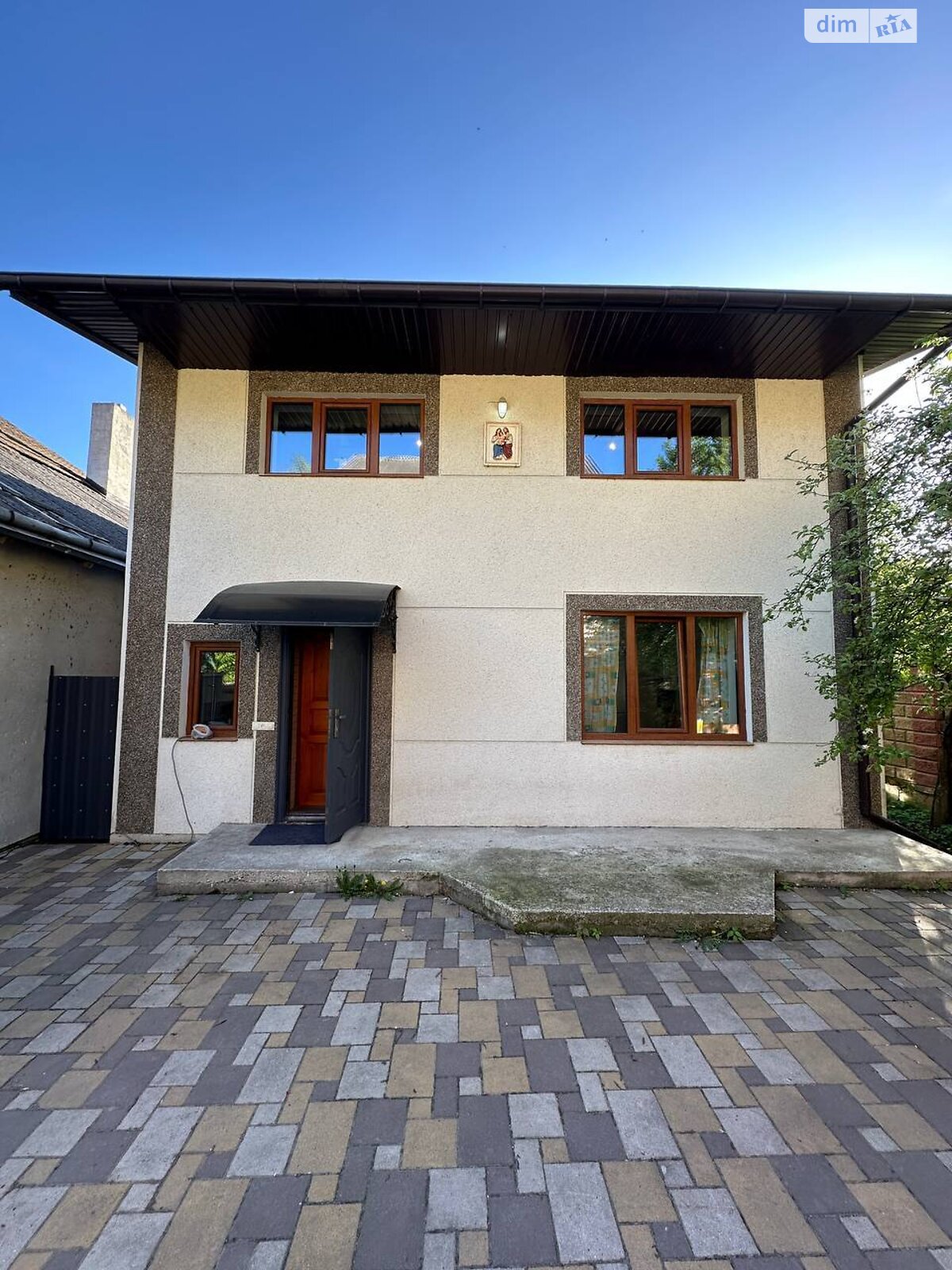 двухэтажный дом беседка, 130 кв. м, кирпич. Сдается помесячно в Львове, в районе Скниловок фото 1 двухэтажный дом беседка, 130 кв. м, кирпич. Сдается помесячно в Львове, в районе Скниловок фото 1