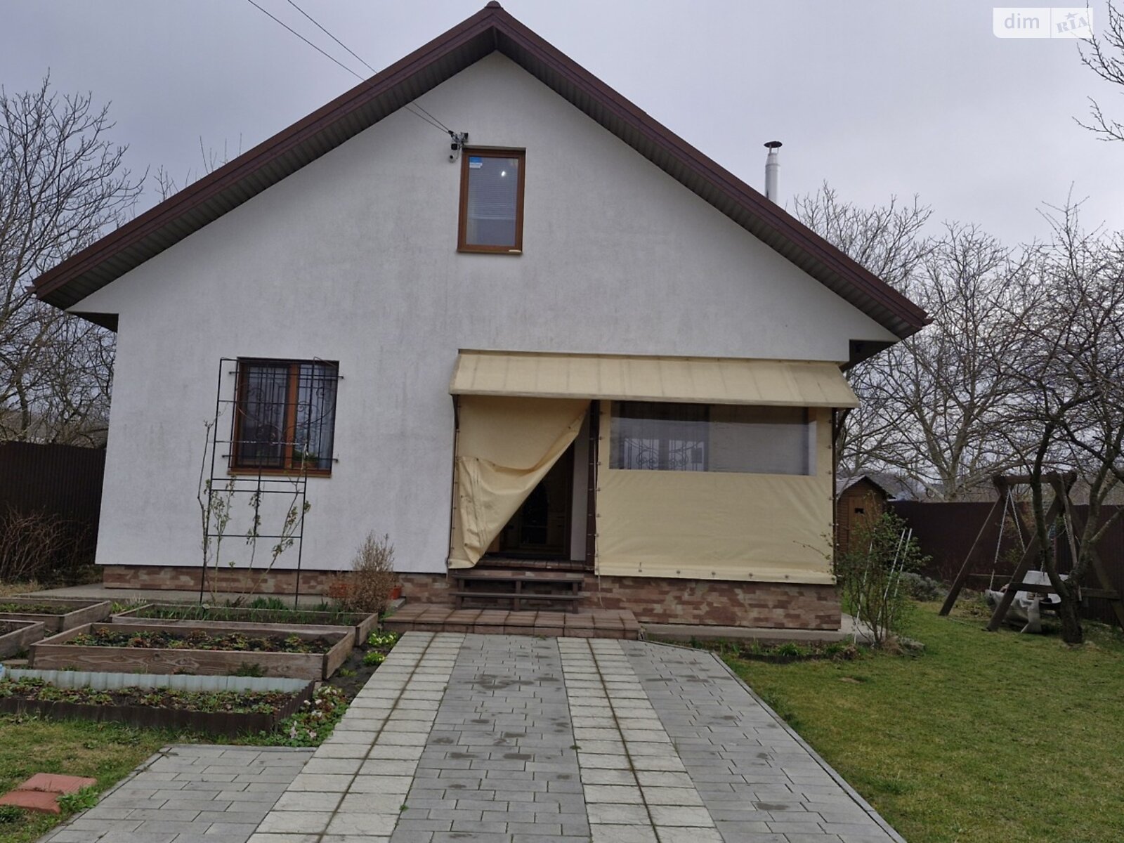двоповерховий будинок з верандою, 100 кв. м, зруб. Здається помісячно в Львові, в районі Сихів фото 1 двопроверховий будинок з верандою, 100 кв. м, зруб. Здається помісячно в Львові, в районі Сихів фото 1