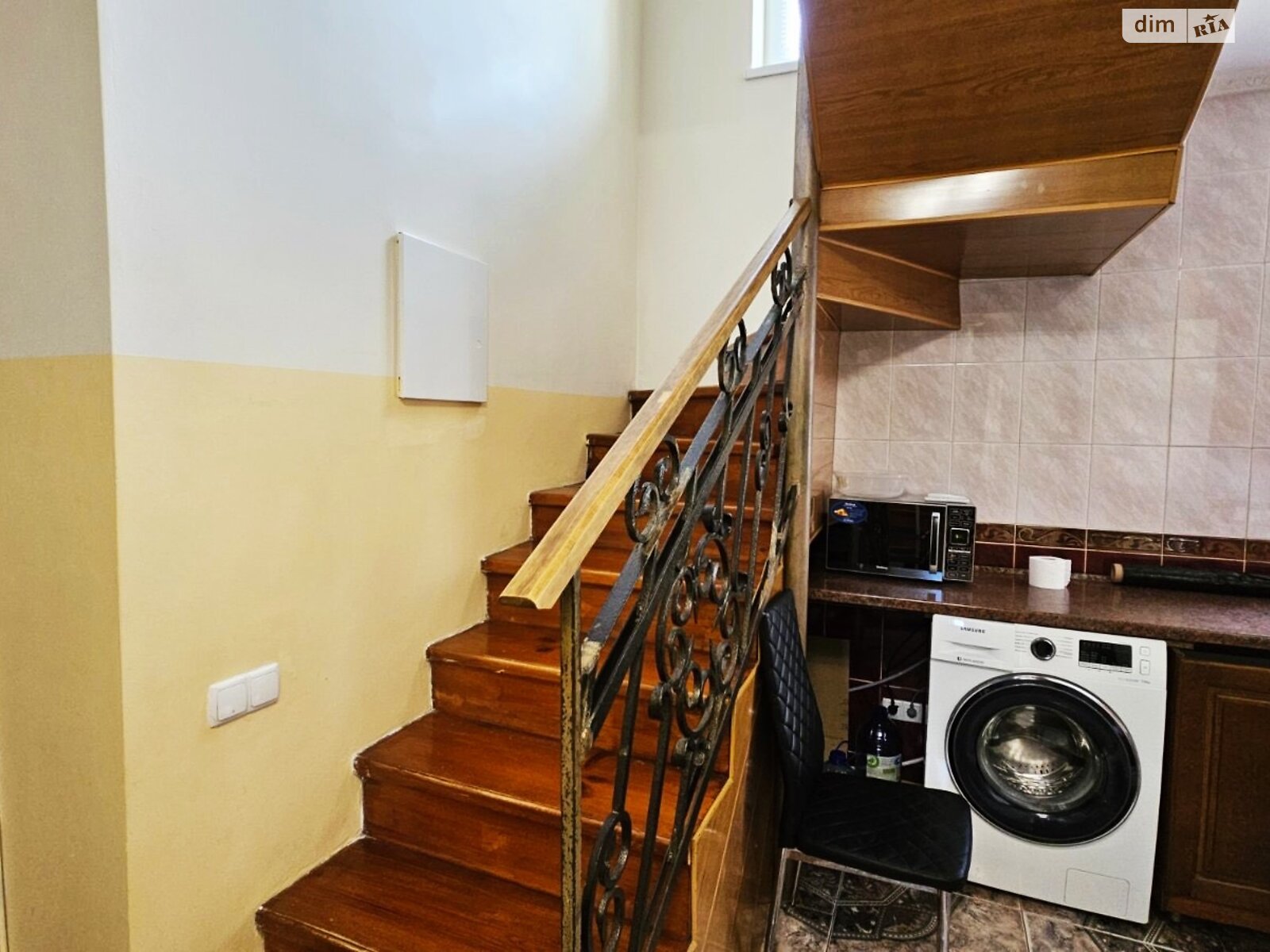 двоповерховий будинок з балконом, 105 кв. м, кирпич. Здається помісячно в Львові, в районі Сихів фото 1 двопроверховий будинок з балконом, 105 кв. м, кирпич. Здається помісячно в Львові, в районі Сихів фото 1