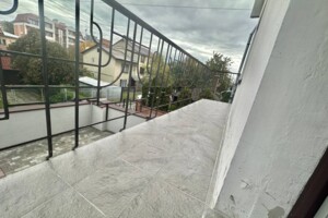 двухэтажный дом с ремонтом, 160 кв. м, кирпич. Сдается помесячно в Львове, в районе Вулька фото 2