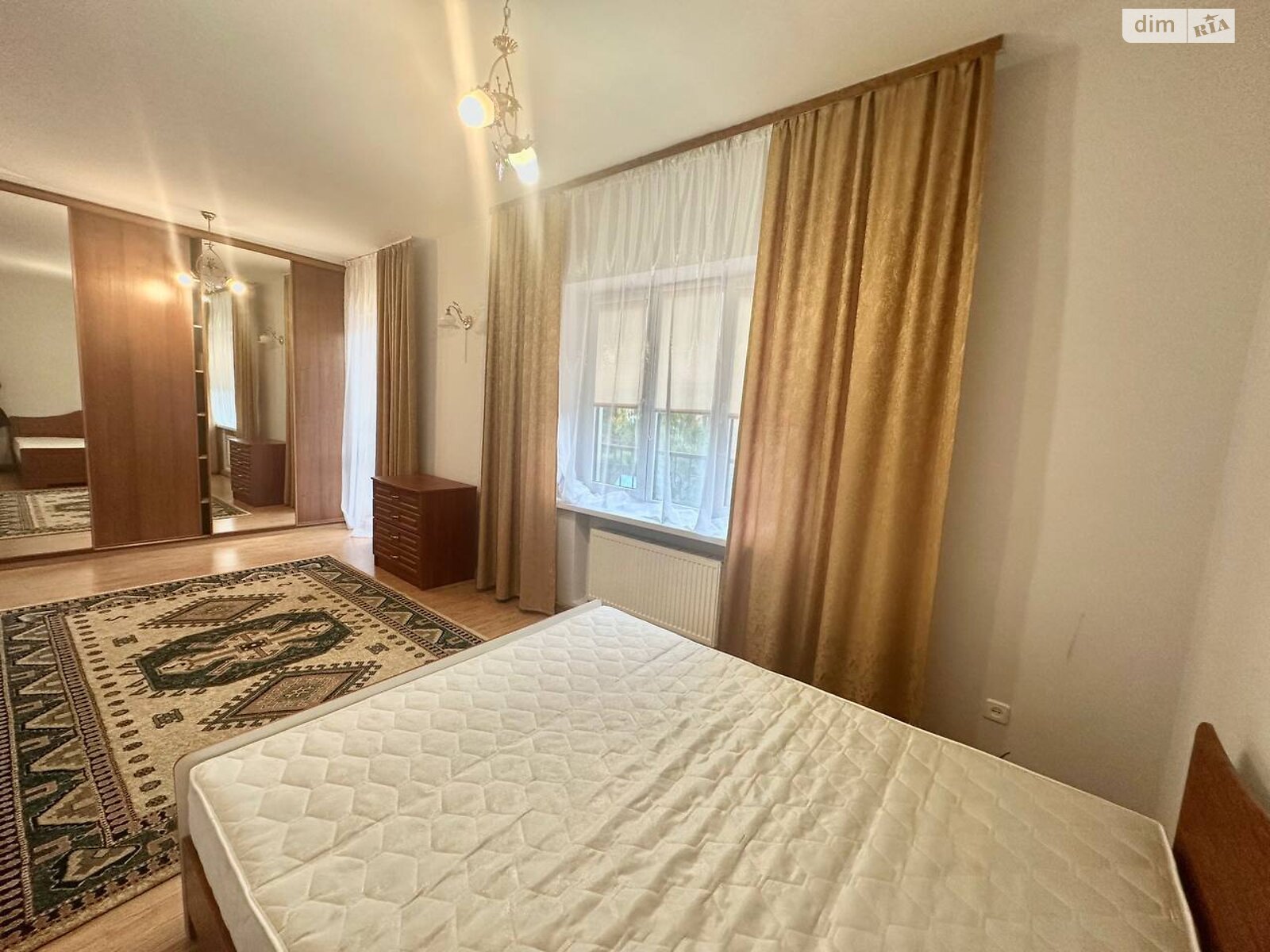 двухэтажный дом с ремонтом, 160 кв. м, кирпич. Сдается помесячно в Львове, в районе Вулька фото 1