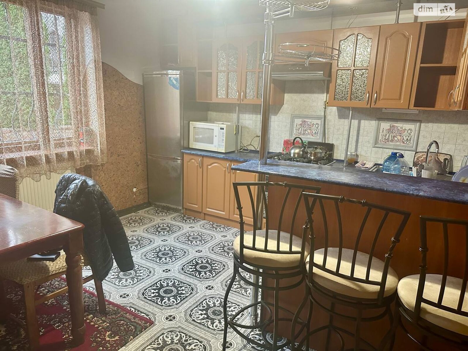 двухэтажный дом с ремонтом, 160 кв. м, кирпич. Сдается помесячно в Львове, в районе Вулька фото 1