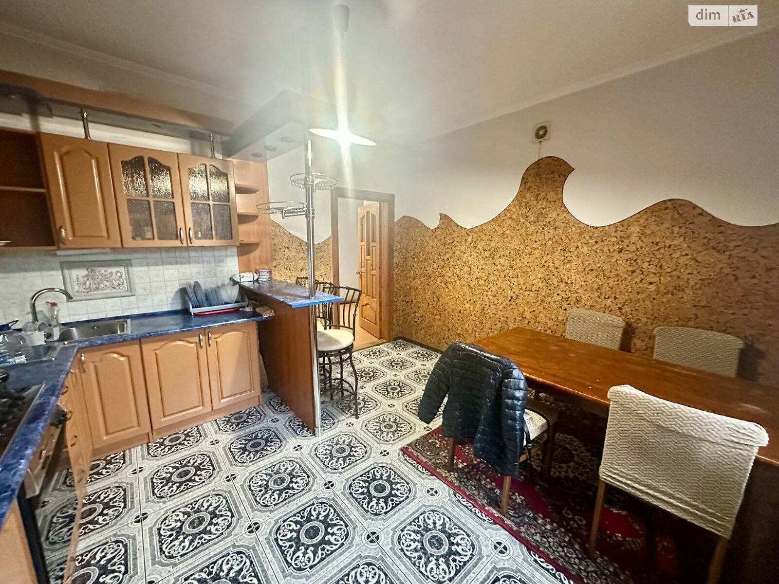 двухэтажный дом с ремонтом, 160 кв. м, кирпич. Сдается помесячно в Львове, в районе Вулька фото 1