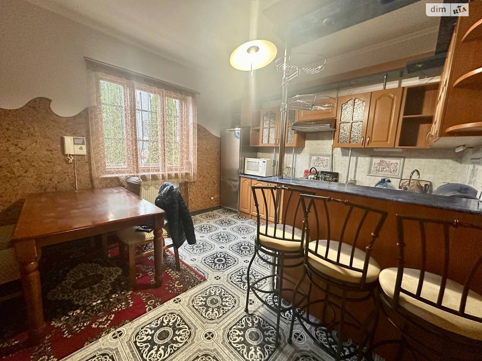 двухэтажный дом с ремонтом, 160 кв. м, кирпич. Сдается помесячно в Львове, в районе Вулька фото 1