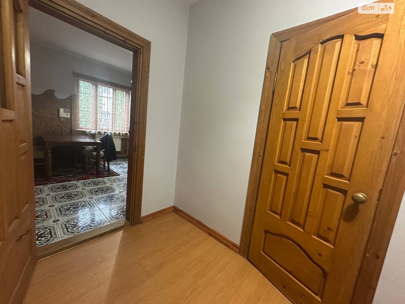 двухэтажный дом с ремонтом, 160 кв. м, кирпич. Сдается помесячно в Львове, в районе Вулька фото 1