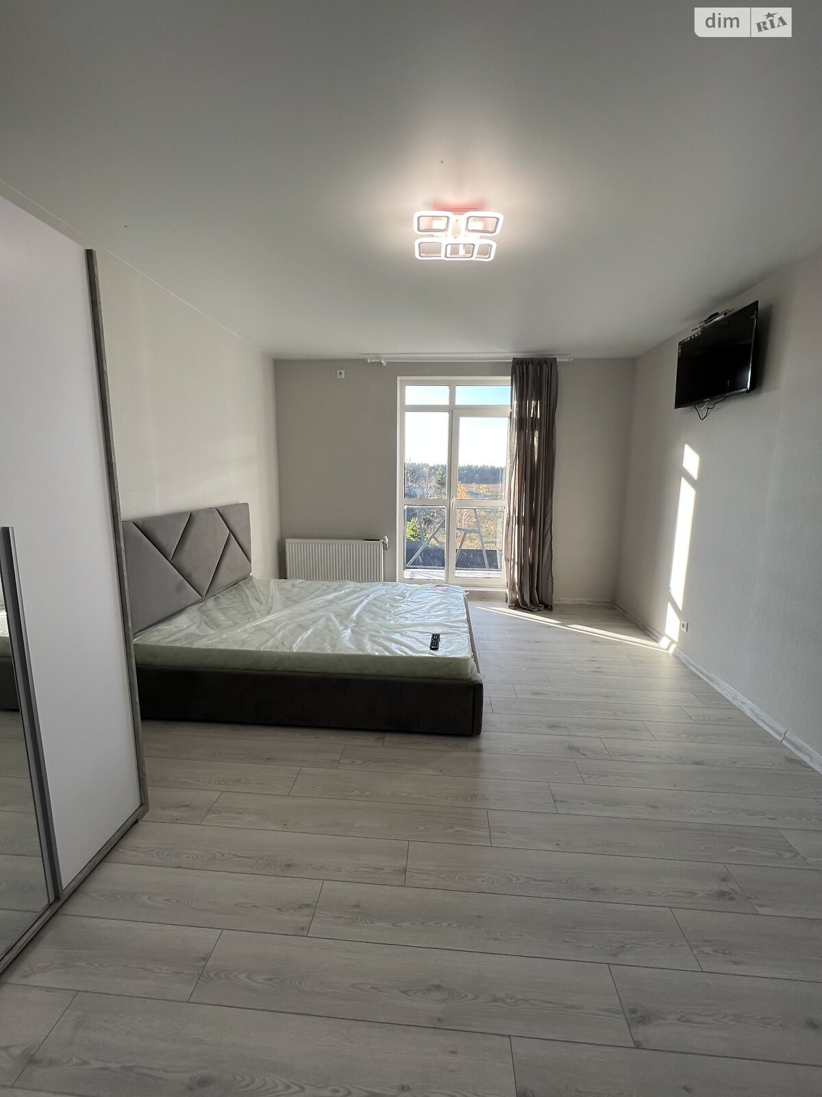 двухэтажный дом с гаражом, 220 кв. м, газобетон. Сдается помесячно в Лысогоре фото 1