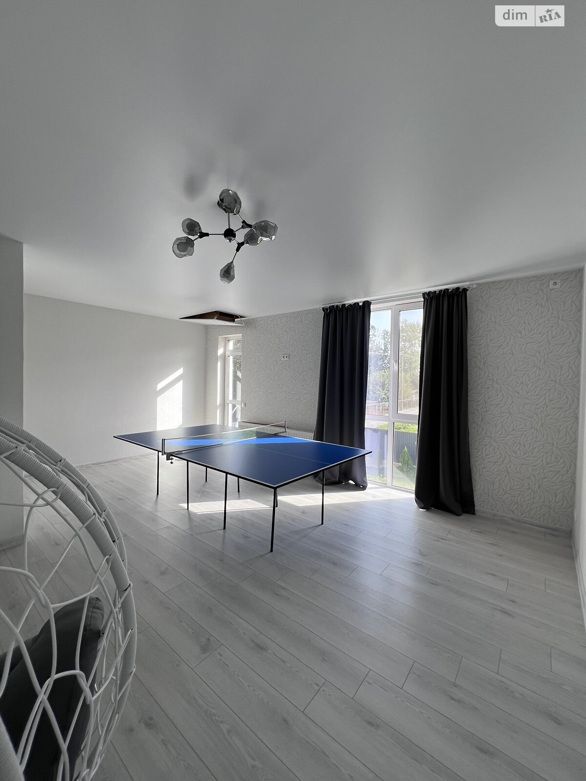 двухэтажный дом с гаражом, 220 кв. м, газобетон. Сдается помесячно в Лысогоре фото 1