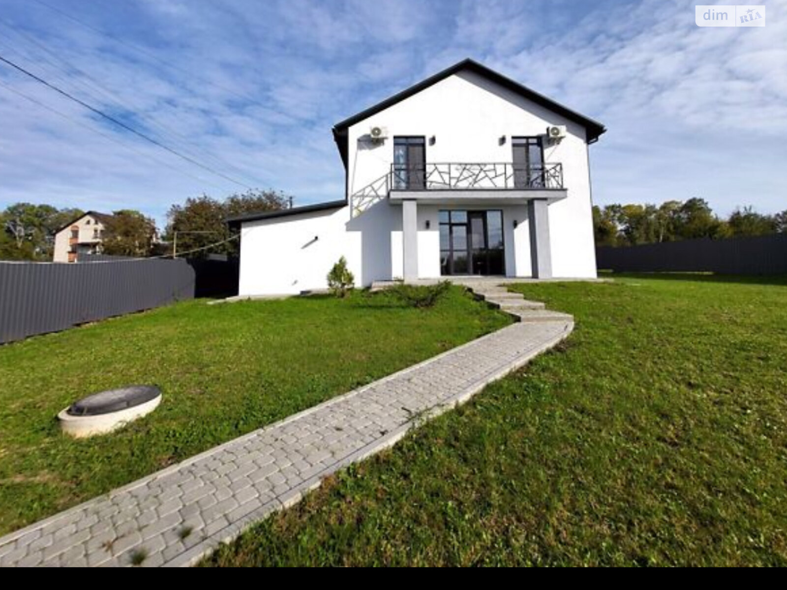 двухэтажный дом с гаражом, 200 кв. м, газобетон. Сдается помесячно в Лысогоре фото 1 двухэтажный дом с гаражом, 200 кв. м, газобетон. Сдается помесячно в Лысогоре фото 1