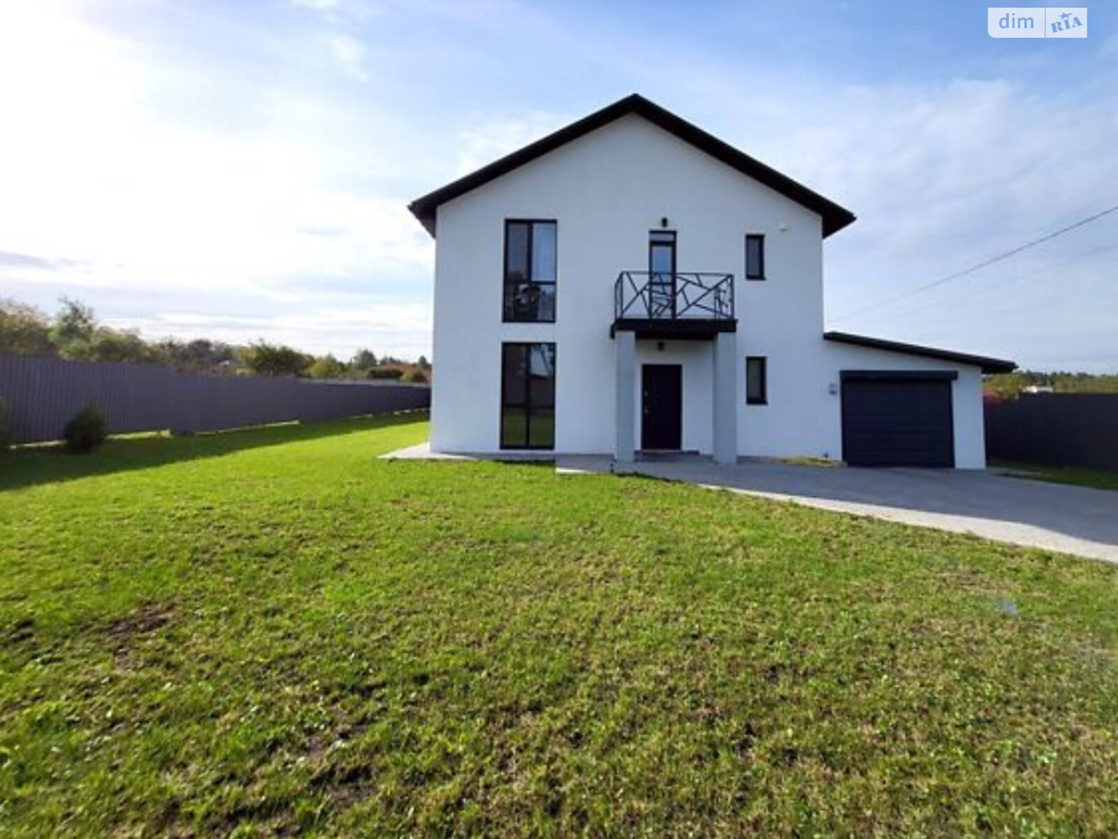 двухэтажный дом с гаражом, 200 кв. м, газобетон. Сдается помесячно в Лысогоре фото 1 двухэтажный дом с гаражом, 200 кв. м, газобетон. Сдается помесячно в Лысогоре фото 1