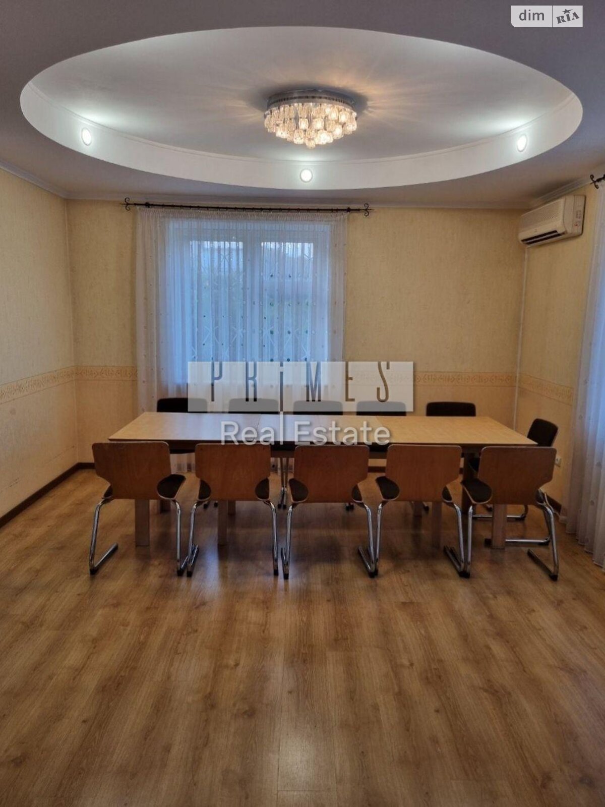 триповерховий будинок, 240 кв. м, цегла. Здається помісячно в Малій Олександрівці фото 1 триповерховий будинок, 240 кв. м, цегла. Здається помісячно в Малій Олександрівці фото 1