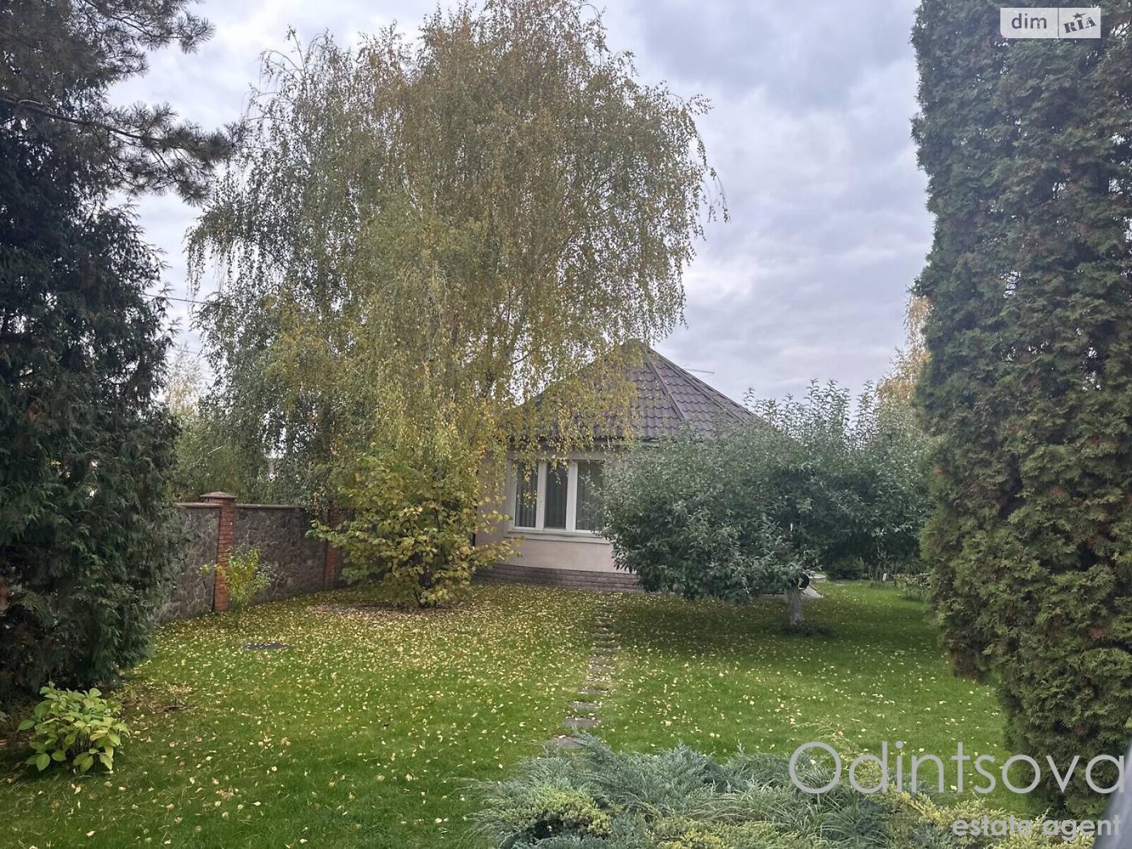 одноповерховий будинок бесідка, 113.8 кв. м, цегла. Здається помісячно в Мархалівці фото 1 одноповерховий будинок бесідка, 113.8 кв. м, цегла. Здається помісячно в Мархалівці фото 1