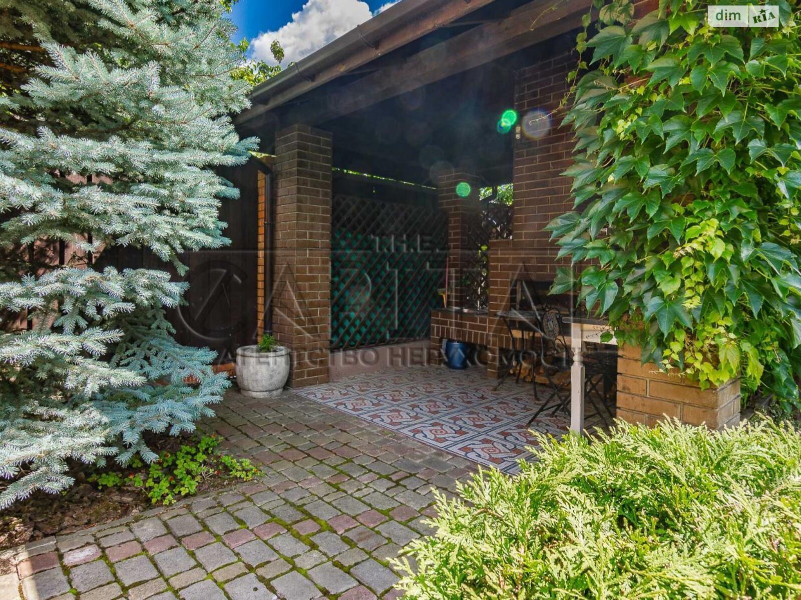 двухэтажный дом, 291.9 кв. м, кирпич. Сдается помесячно в Мархалевке фото 1 двухэтажный дом, 291.9 кв. м, кирпич. Сдается помесячно в Мархалевке фото 1