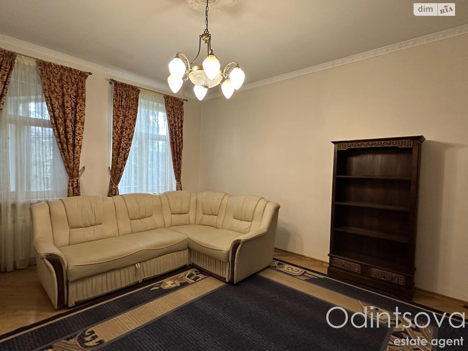 двухэтажный дом с верандой, 322.7 кв. м, кирпич. Сдается помесячно в Мархалевке фото 1 двухэтажный дом с верандой, 322.7 кв. м, кирпич. Сдается помесячно в Мархалевке фото 1