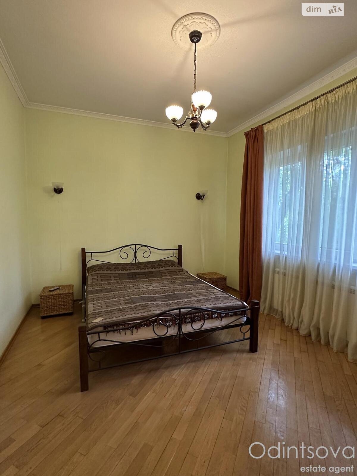 двухэтажный дом с верандой, 322.7 кв. м, кирпич. Сдается помесячно в Мархалевке фото 1 двухэтажный дом с верандой, 322.7 кв. м, кирпич. Сдается помесячно в Мархалевке фото 1