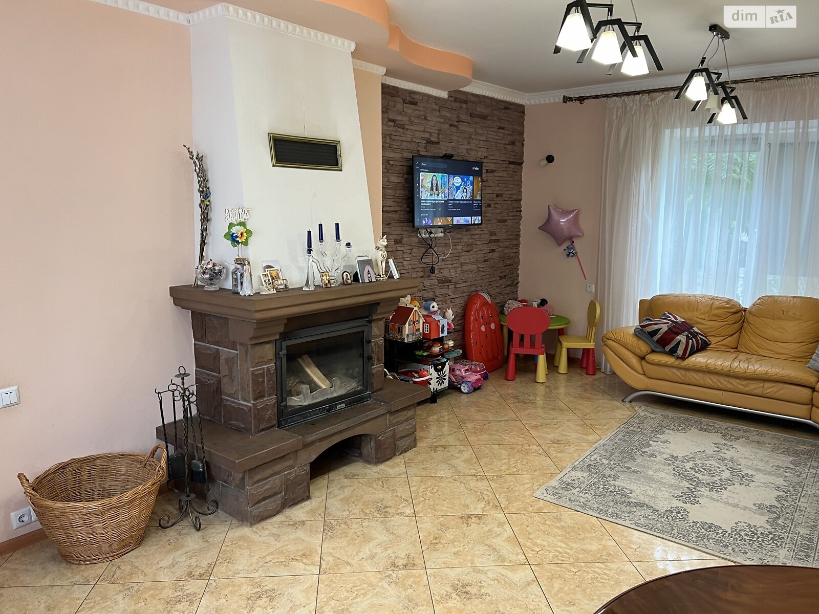 двухэтажный дом с верандой, 120 кв. м, кирпич. Сдается помесячно в Микулинцах фото 1