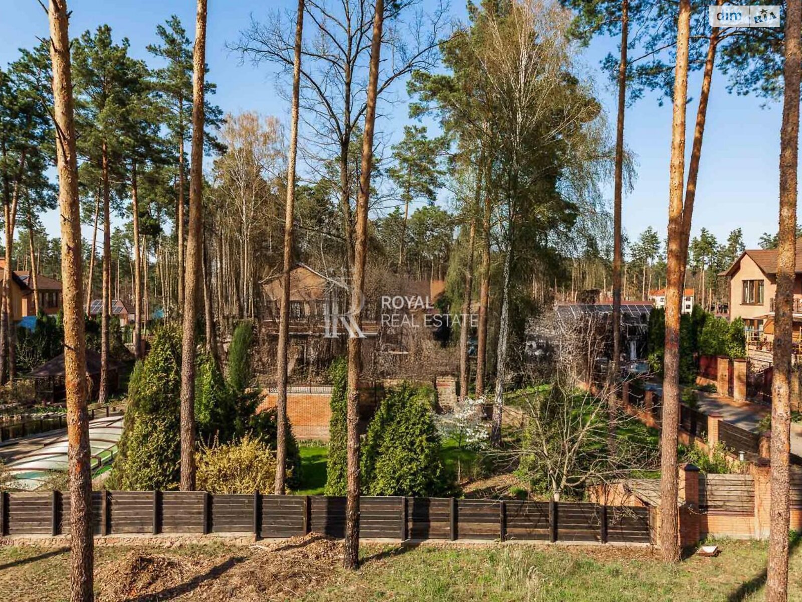 двоповерховий будинок, 330 кв. м, кирпич. Здається помісячно в Мощуні фото 1 двоповерховий будинок, 330 кв. м, кирпич. Здається помісячно в Мощуні фото 1