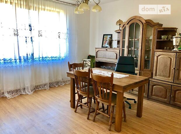 двухэтажный дом, 300 кв. м, кирпич. Сдается помесячно в село Бобовище, Закарпатская обл. фото 1 двухэтажный дом, 300 кв. м, кирпич. Сдается помесячно в село Бобовище, Закарпатская обл. фото 1