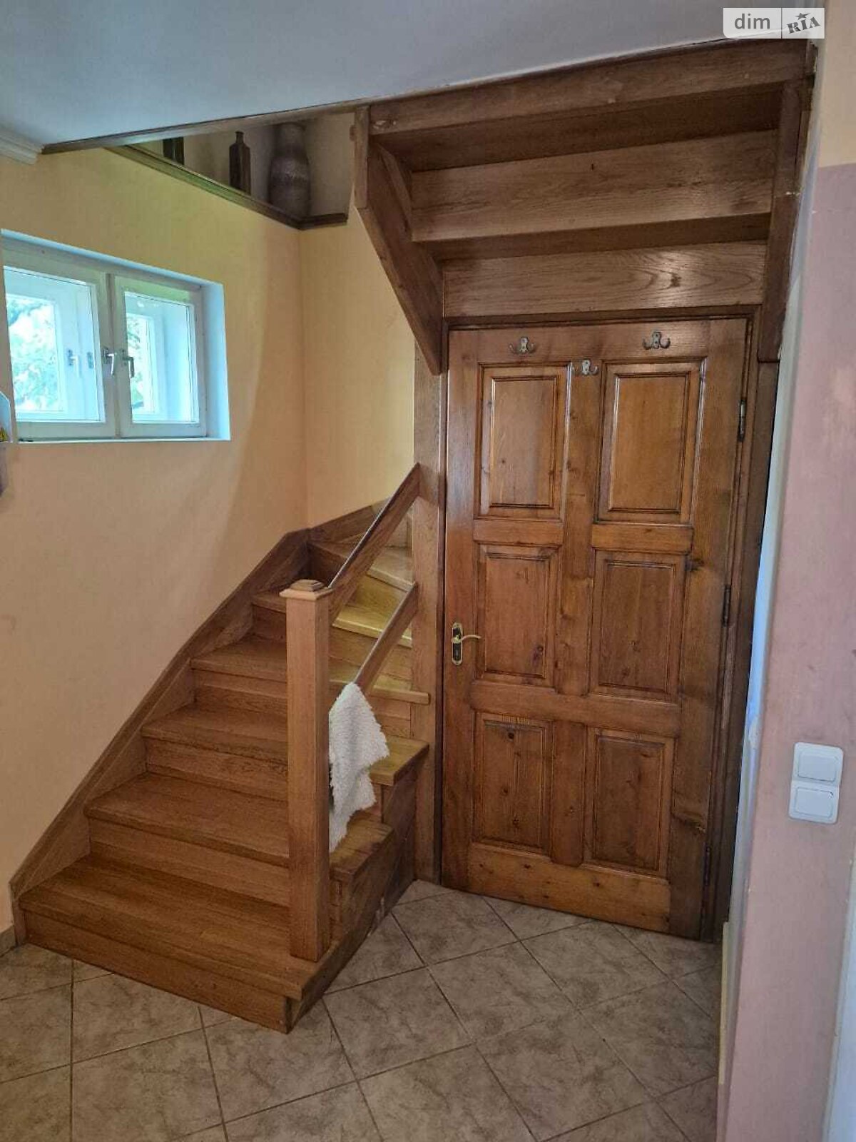 двоповерховий будинок, 120 кв. м, цегла. Здається помісячно в Мукачеві, в районі Центр фото 1 двопроверховий будинок, 120 кв. м, цегла. Здається помісячно в Мукачеві, в районі Центр фото 1