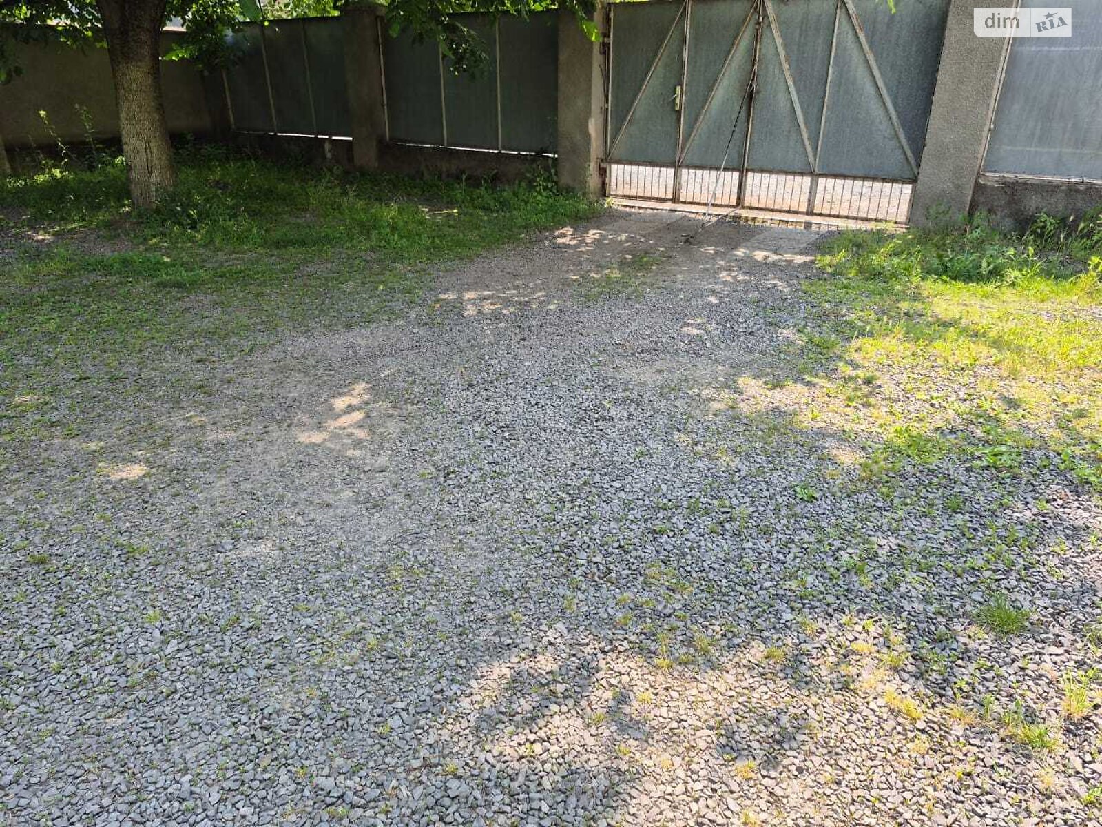двоповерховий будинок, 120 кв. м, цегла. Здається помісячно в Мукачеві, в районі Центр фото 1 двопроверховий будинок, 120 кв. м, цегла. Здається помісячно в Мукачеві, в районі Центр фото 1