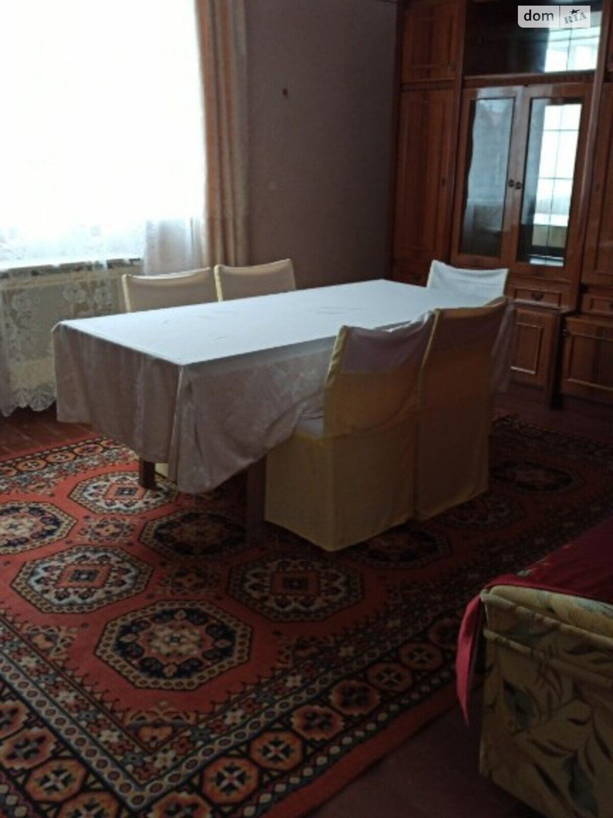 одноэтажный дом с мебелью, 70 кв. м, кирпич. Сдается помесячно в Мукачеве, в районе Центр фото 1