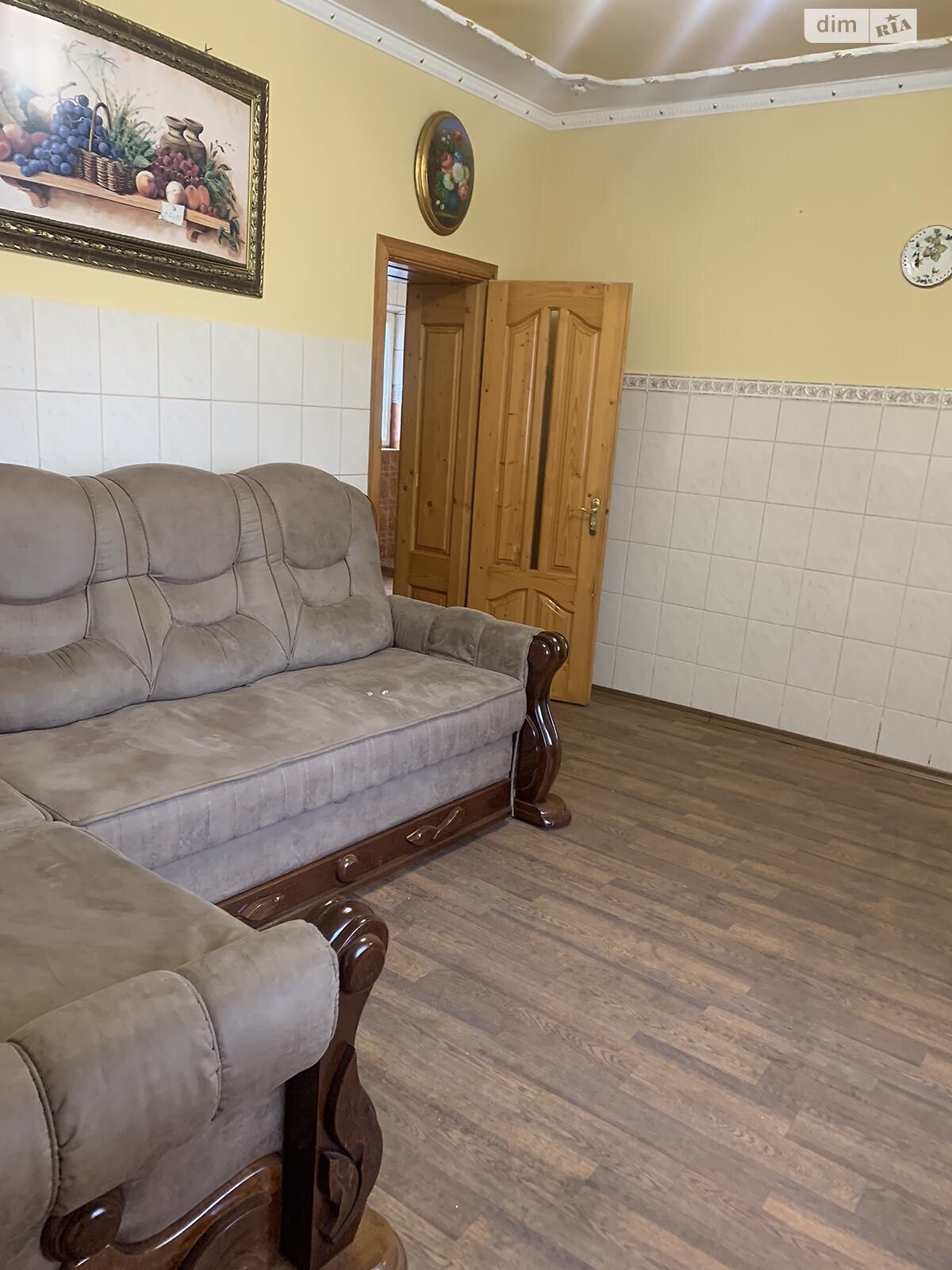 двоповерховий будинок з гаражем, 70 кв. м, цегла. Здається помісячно в Мурованому фото 1 двоповерховий будинок з гаражем, 70 кв. м, цегла. Здається помісячно в Мурованому фото 1