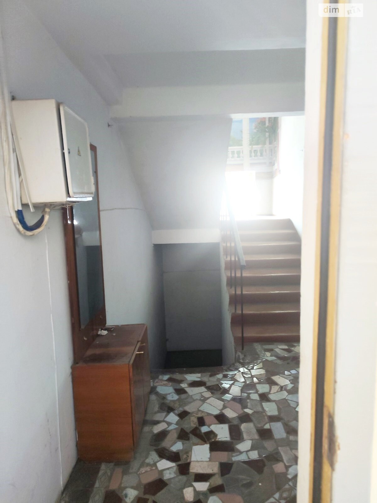 трехэтажный дом с верандой, 400 кв. м, кирпич. Сдается помесячно в Николаеве, в районе Ракетное Урочище фото 1 трехэтажный дом с верандой, 400 кв. м, кирпич. Сдается помесячно в Николаеве, в районе Ракетное Урочище фото 1