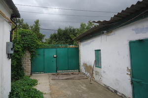 одноэтажный дом с гаражом, 55 кв. м, кирпич. Сдается помесячно в Николаеве, в районе Широкая Балка фото 2