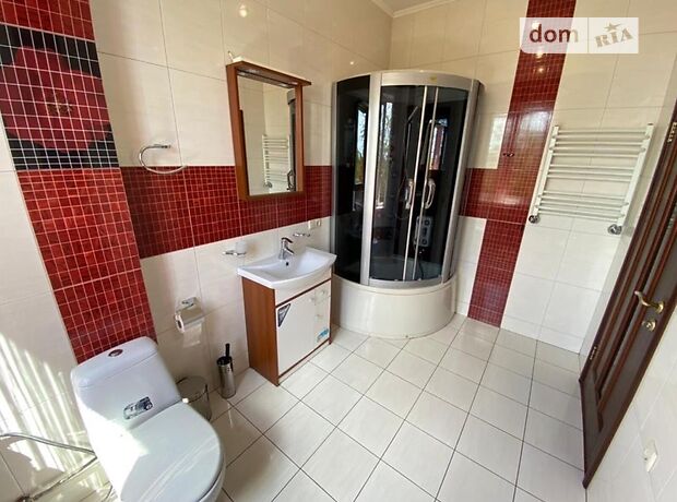 трехэтажный дом с камином, 285 кв. м, кирпич. Сдается помесячно в Николаеве, в районе Центр фото 1 трехэтажный дом с камином, 285 кв. м, кирпич. Сдается помесячно в Николаеве, в районе Центр фото 1