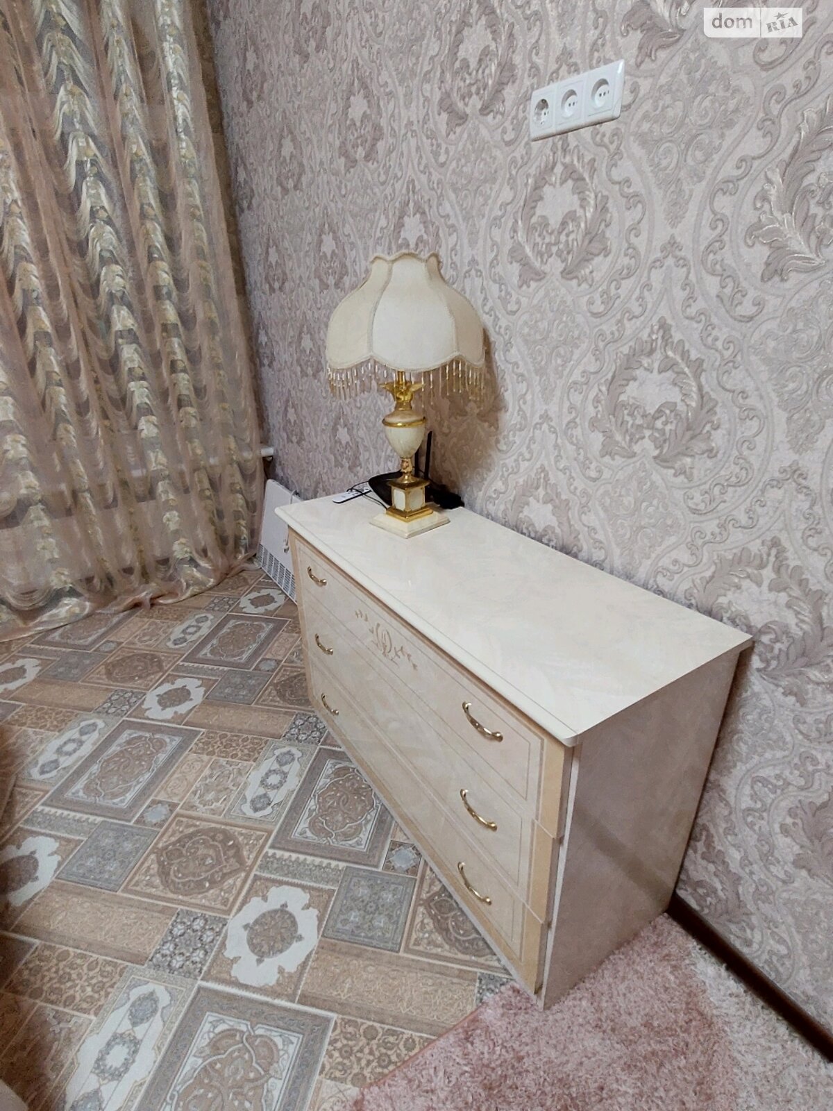 двухэтажный дом беседка, 100 кв. м, кирпич. Сдается помесячно в Николаеве, в районе Центр фото 1 двухэтажный дом беседка, 100 кв. м, кирпич. Сдается помесячно в Николаеве, в районе Центр фото 1
