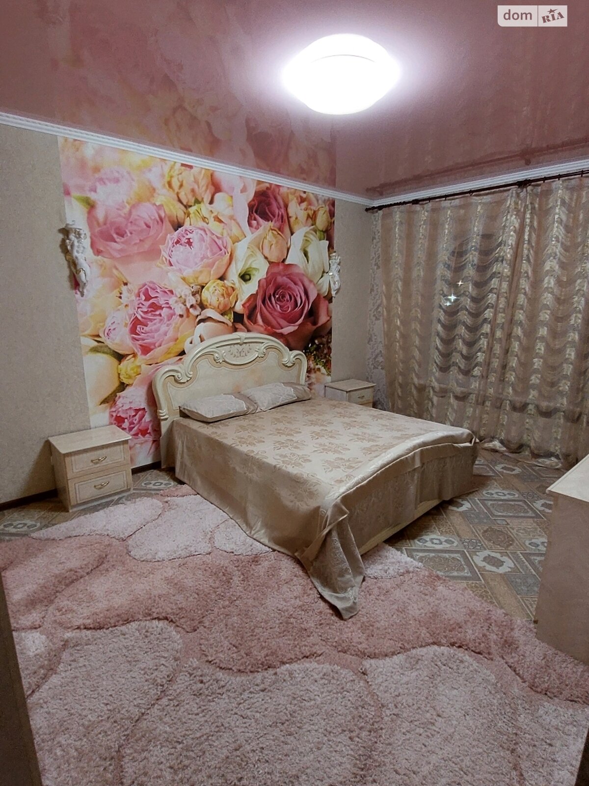 двухэтажный дом беседка, 100 кв. м, кирпич. Сдается помесячно в Николаеве, в районе Центр фото 1 двухэтажный дом беседка, 100 кв. м, кирпич. Сдается помесячно в Николаеве, в районе Центр фото 1