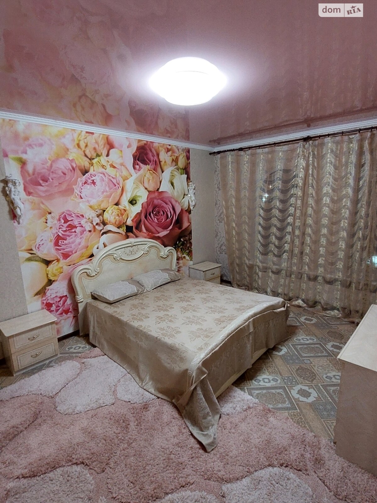 двухэтажный дом беседка, 100 кв. м, кирпич. Сдается помесячно в Николаеве, в районе Центр фото 1 двухэтажный дом беседка, 100 кв. м, кирпич. Сдается помесячно в Николаеве, в районе Центр фото 1