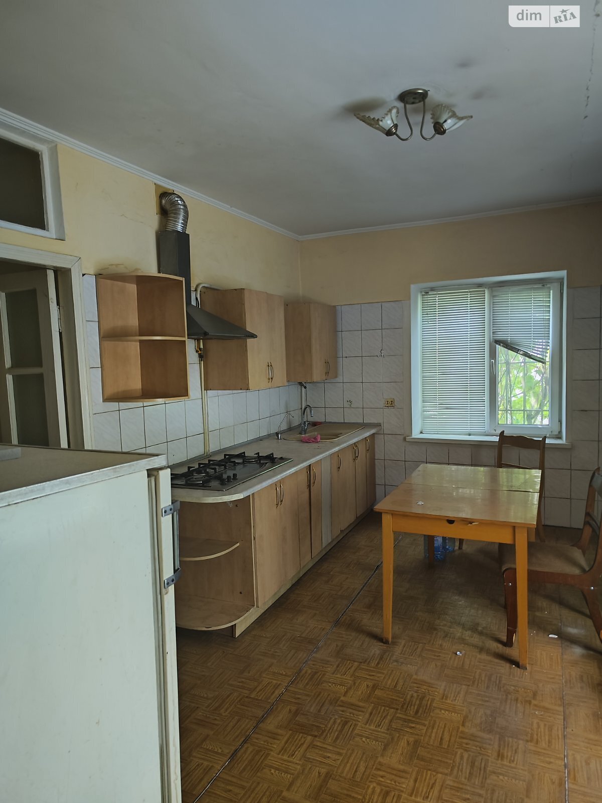 двоповерховий будинок з гаражем, 400 кв. м, цегла. Здається помісячно в Миколаєві, в районі Центральний фото 1 двопроверховий будинок з гаражем, 400 кв. м, цегла. Здається помісячно в Миколаєві, в районі Центральний фото 1