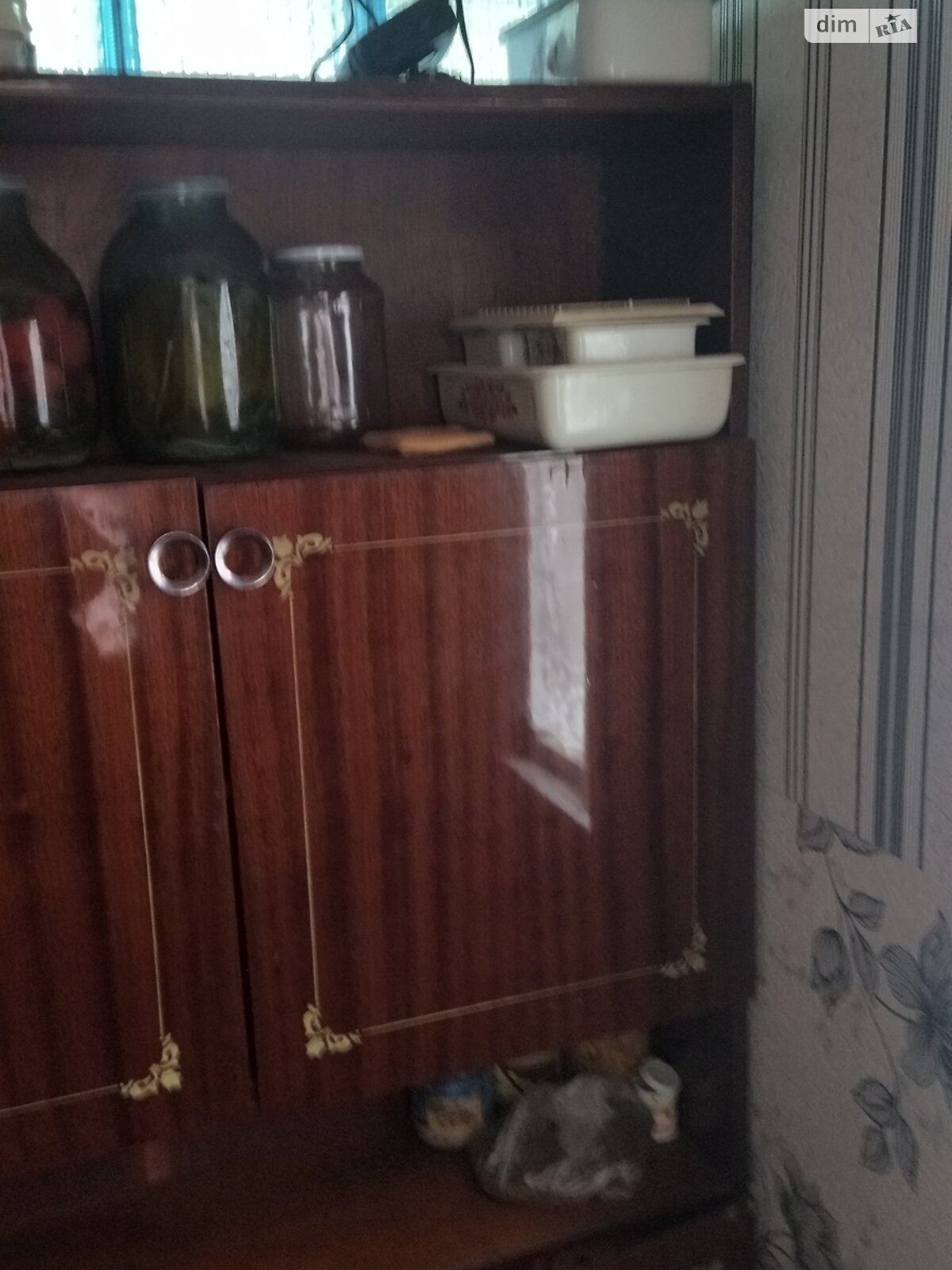 одноэтажный дом, 56 кв. м, инкерманский камень. Сдается помесячно в Николаеве, в районе Центральный фото 1 одноэтажный дом, 56 кв. м, инкерманский камень. Сдается помесячно в Николаеве, в районе Центральный фото 1