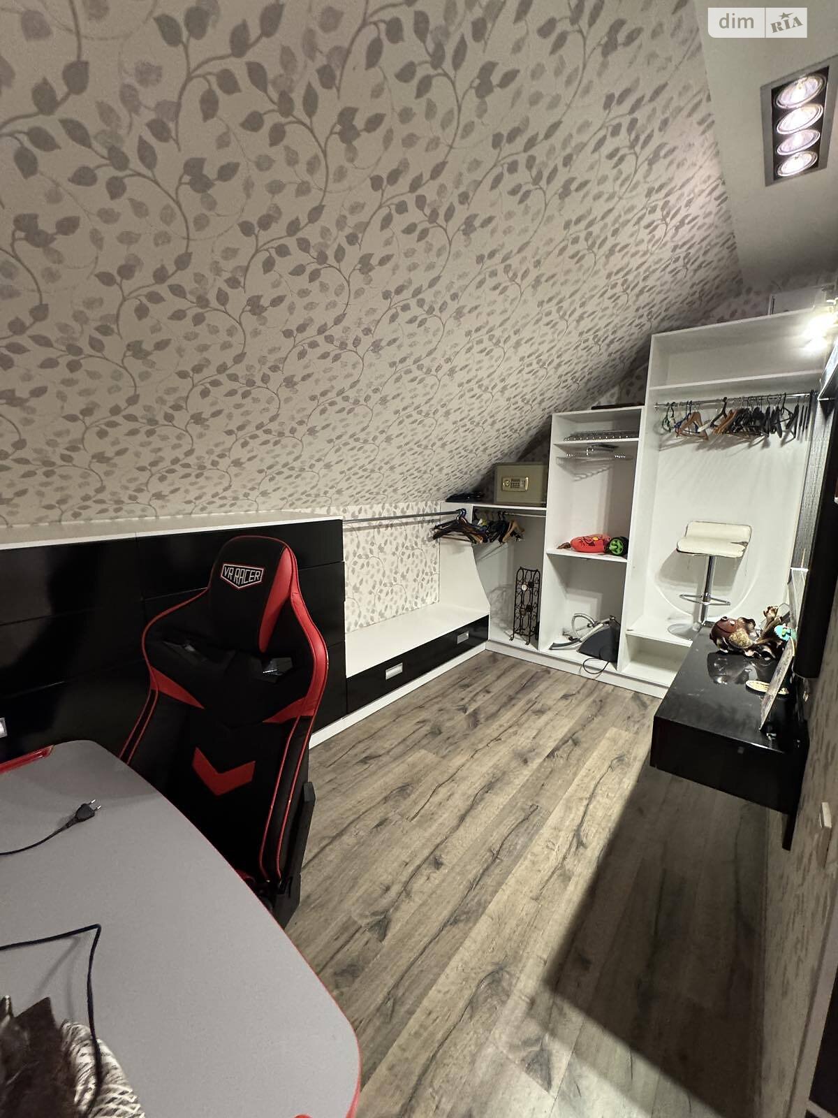 трипроверховий будинок бесідка, 350 кв. м, цегла. Здається помісячно в Миколаєві, в районі Варварівка фото 1