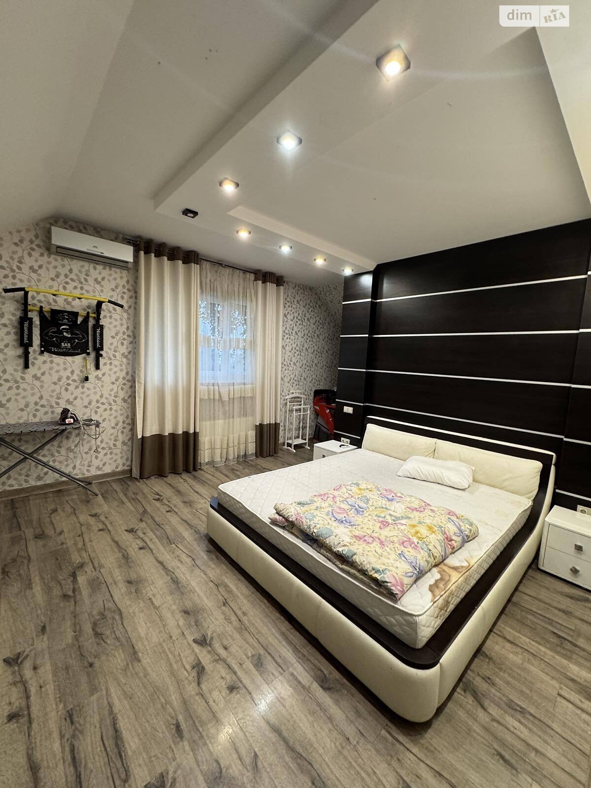 трипроверховий будинок бесідка, 350 кв. м, цегла. Здається помісячно в Миколаєві, в районі Варварівка фото 1