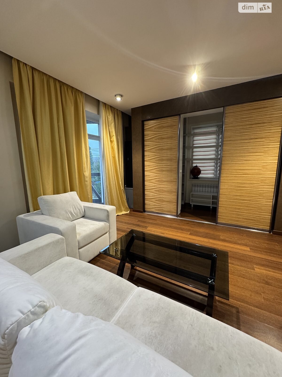 трипроверховий будинок бесідка, 350 кв. м, цегла. Здається помісячно в Миколаєві, в районі Варварівка фото 1