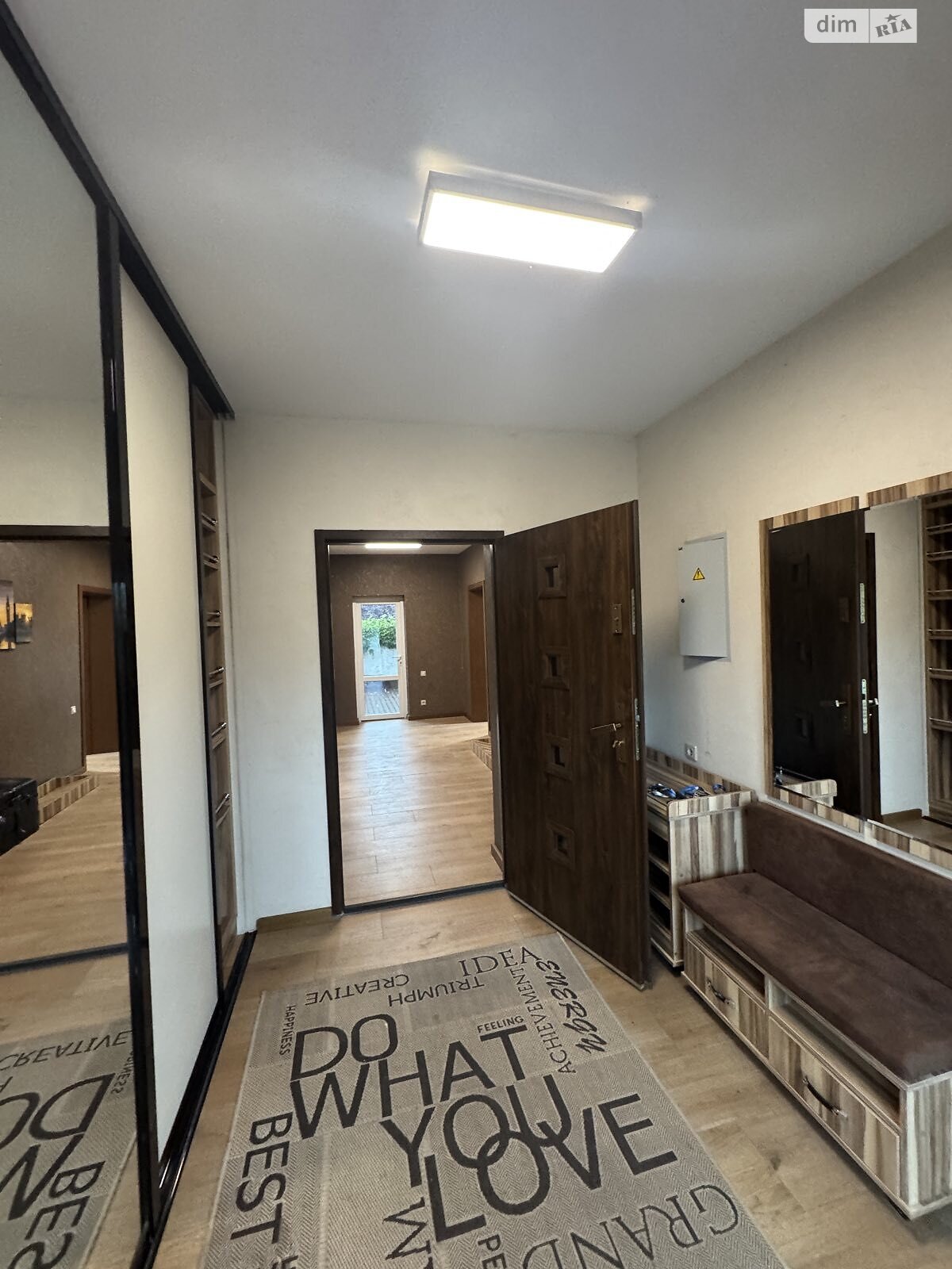 трипроверховий будинок бесідка, 350 кв. м, цегла. Здається помісячно в Миколаєві, в районі Варварівка фото 1