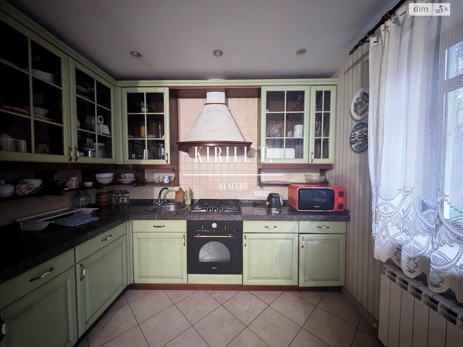 триповерховий будинок з ремонтом, 320 кв. м, кирпич. Здається помісячно в Микільському-на-Дніпрі фото 1