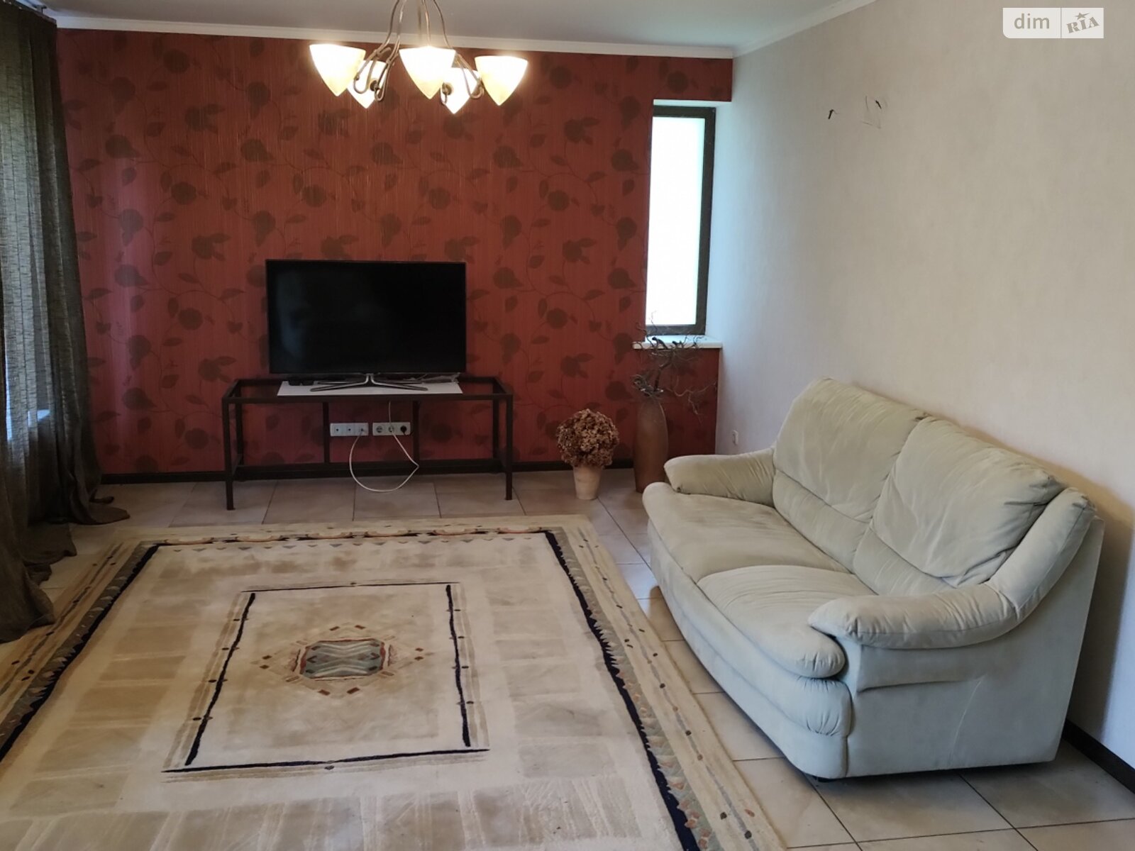 трехэтажный дом с балконом, 480 кв. м, кирпич. Сдается помесячно в Новоалександровке фото 1 трехэтажный дом с балконом, 480 кв. м, кирпич. Сдается помесячно в Новоалександровке фото 1