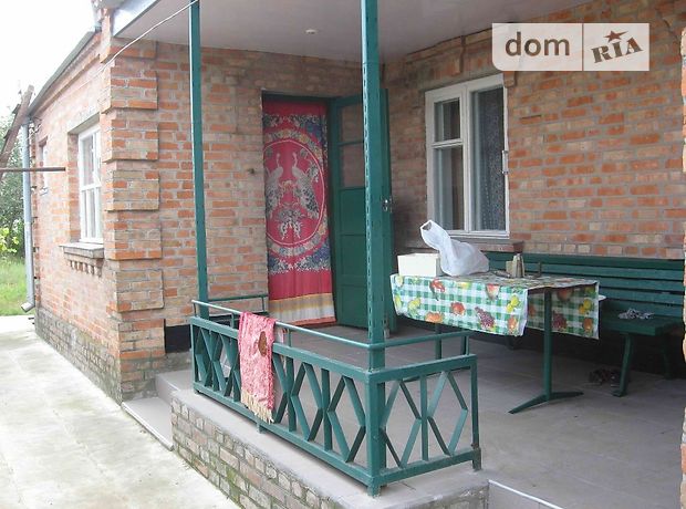 одноповерховий будинок з меблями, 70 кв. м, цегла. Здається помісячно в Новомиргороді, в районі Новомиргород фото 1 однопроверховий будинок з меблями, 70 кв. м, цегла. Здається помісячно в Новомиргороді, в районі Новомиргород фото 1