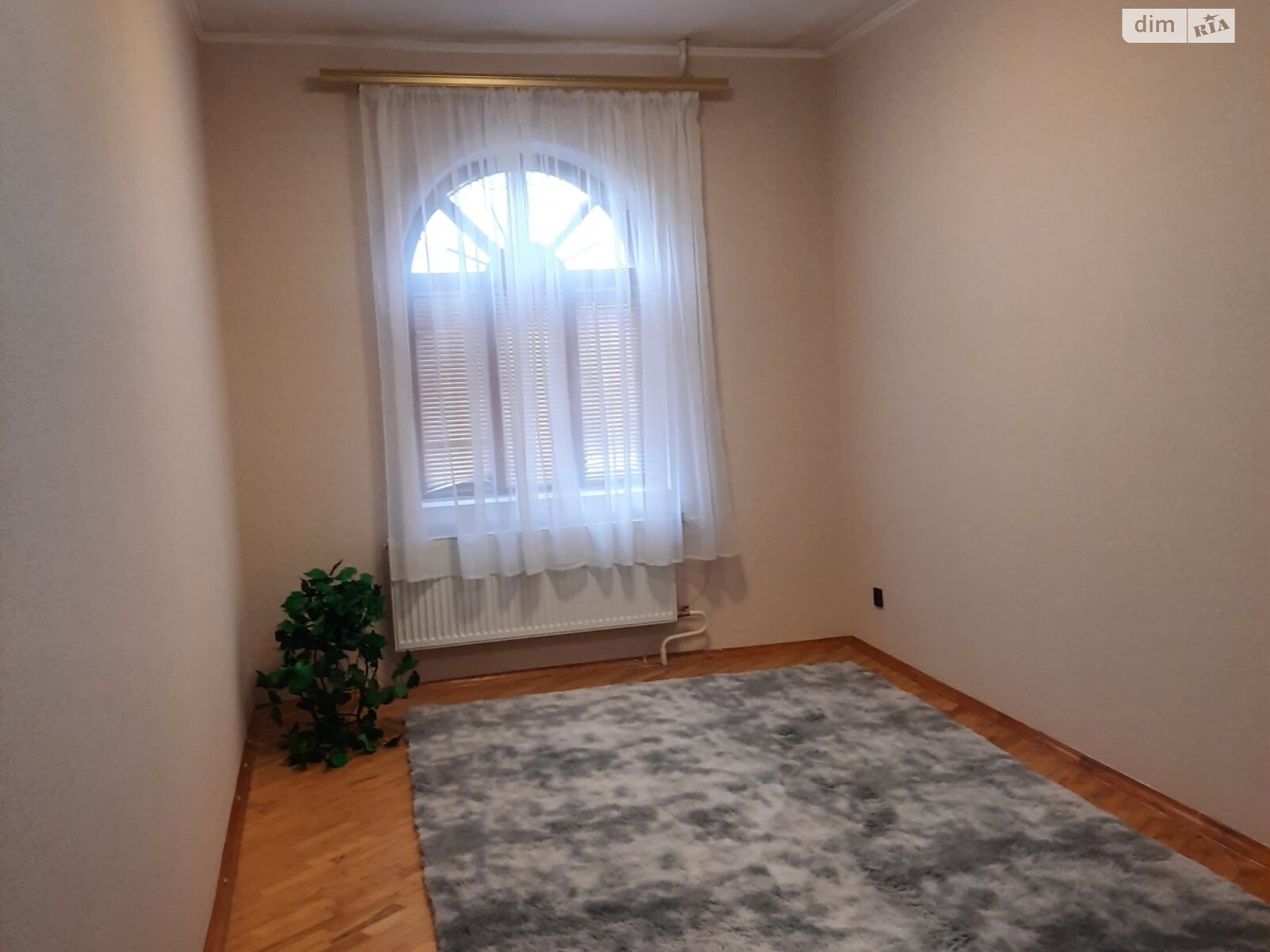 двухэтажный дом беседка, 300 кв. м, панель. Сдается помесячно в Новоселках фото 1 двухэтажный дом беседка, 300 кв. м, панель. Сдается помесячно в Новоселках фото 1
