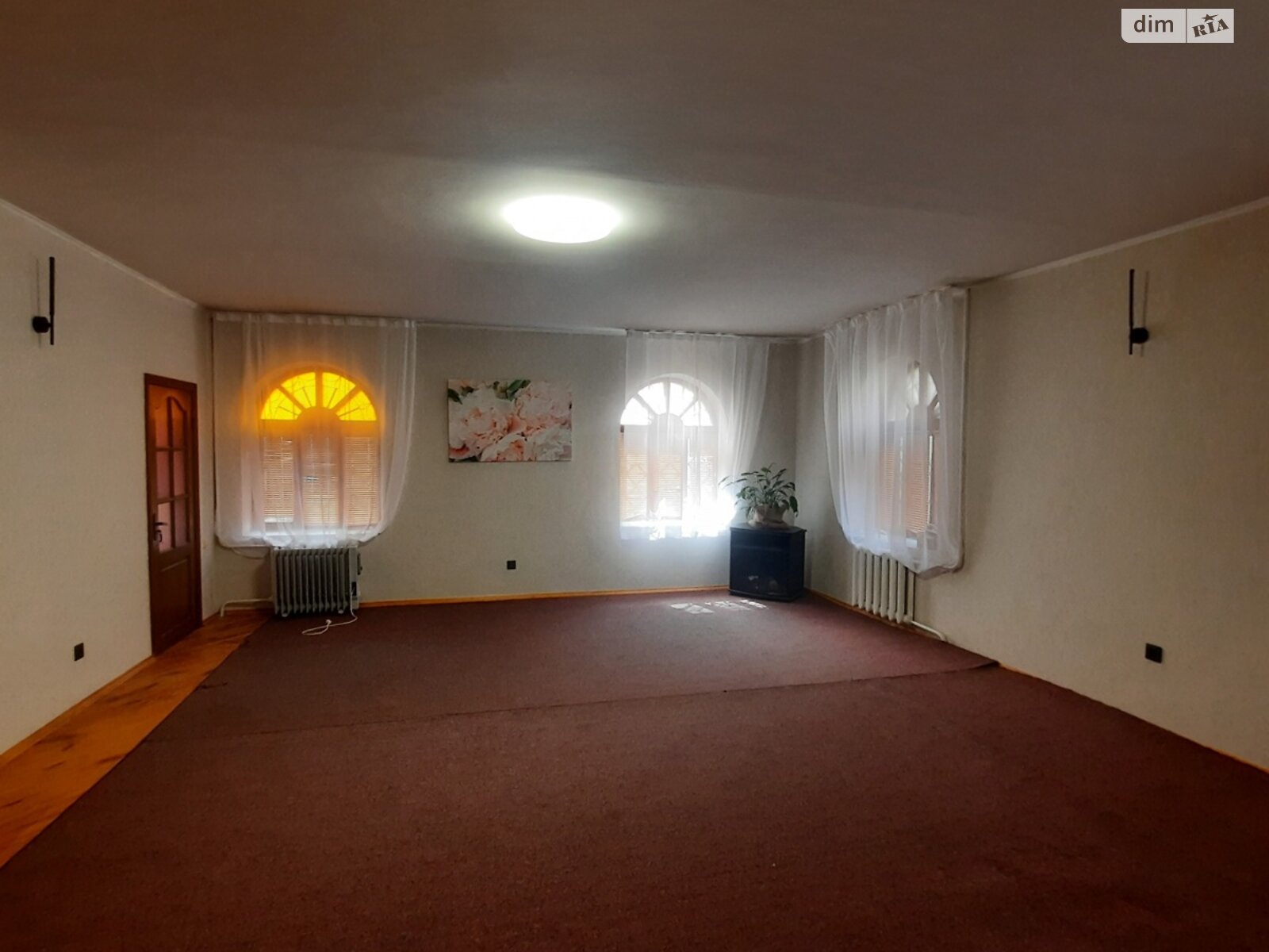 двухэтажный дом беседка, 300 кв. м, панель. Сдается помесячно в Новоселках фото 1 двухэтажный дом беседка, 300 кв. м, панель. Сдается помесячно в Новоселках фото 1