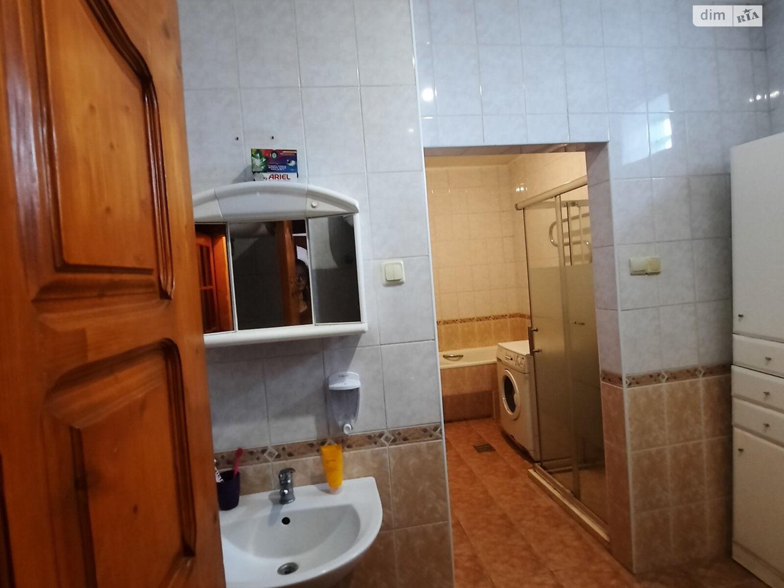 двухэтажный дом беседка, 300 кв. м, панель. Сдается помесячно в Новоселках фото 1 двухэтажный дом беседка, 300 кв. м, панель. Сдается помесячно в Новоселках фото 1