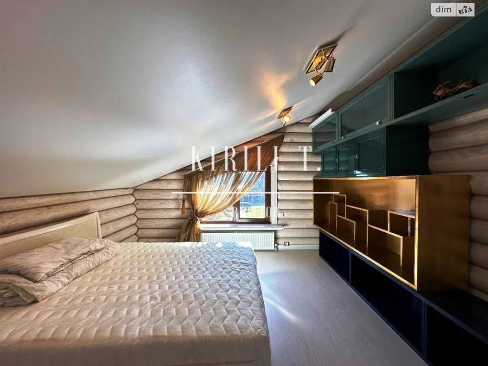 двухэтажный дом с верандой, 250 кв. м, сруб. Сдается помесячно в Новоселовке фото 1 двухэтажный дом с верандой, 250 кв. м, сруб. Сдается помесячно в Новоселовке фото 1