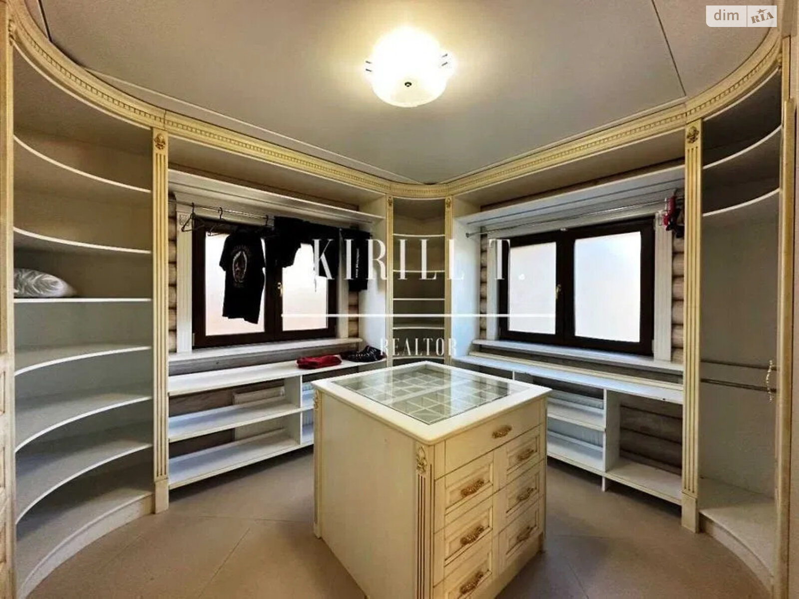 двухэтажный дом с верандой, 250 кв. м, сруб. Сдается помесячно в Новоселовке фото 1 двухэтажный дом с верандой, 250 кв. м, сруб. Сдается помесячно в Новоселовке фото 1