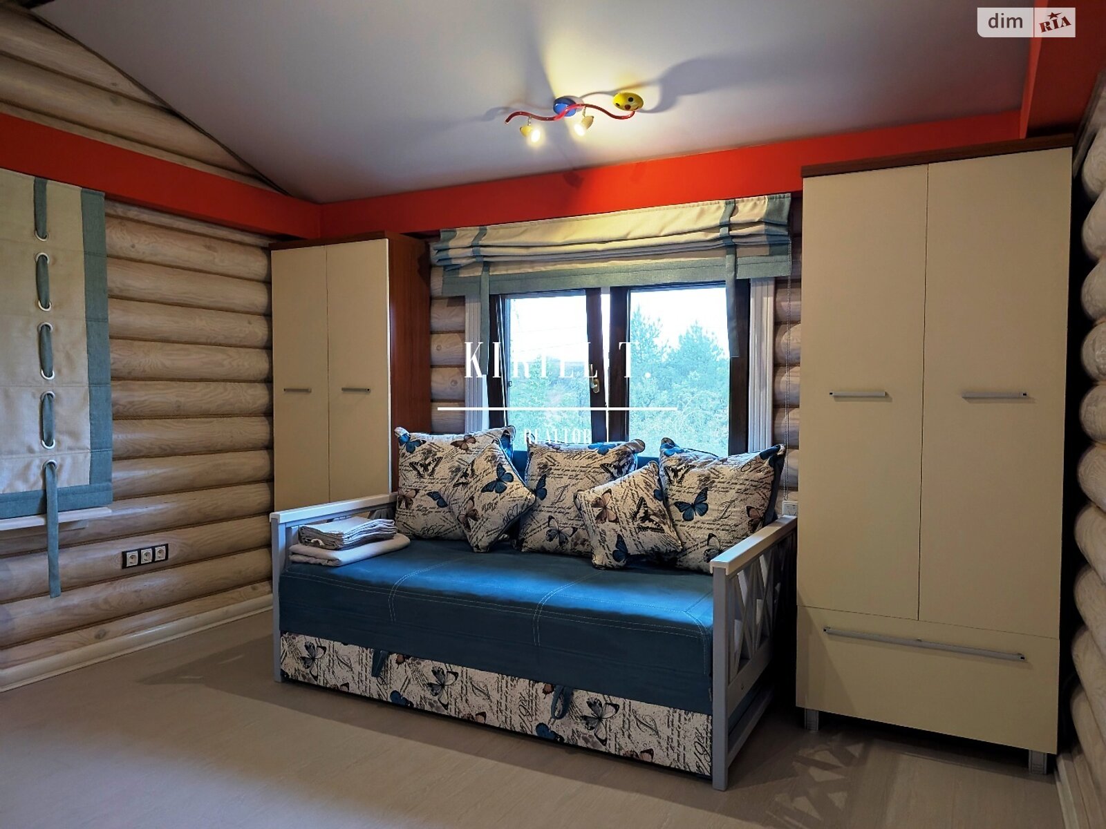 двухэтажный дом с верандой, 250 кв. м, сруб. Сдается помесячно в Новоселовке фото 1 двухэтажный дом с верандой, 250 кв. м, сруб. Сдается помесячно в Новоселовке фото 1