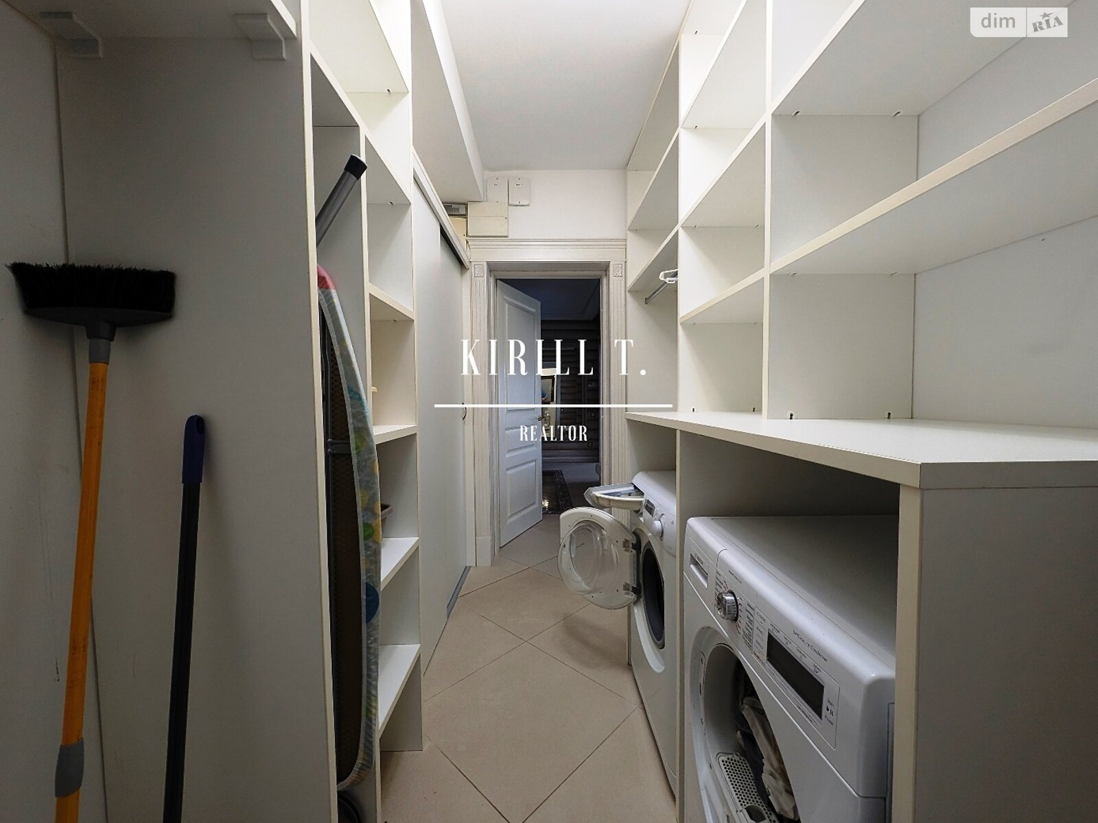 двухэтажный дом с верандой, 250 кв. м, сруб. Сдается помесячно в Новоселовке фото 1 двухэтажный дом с верандой, 250 кв. м, сруб. Сдается помесячно в Новоселовке фото 1