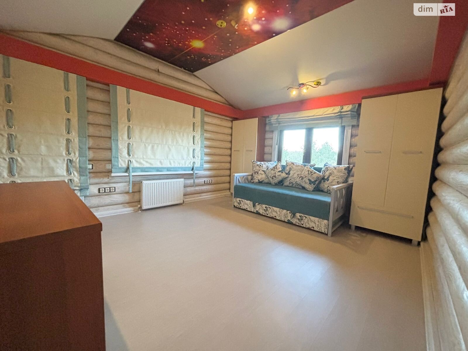 двухэтажный дом беседка, 229 кв. м, дерево и кирпич. Сдается помесячно в Новоселовке фото 1 двухэтажный дом беседка, 229 кв. м, дерево и кирпич. Сдается помесячно в Новоселовке фото 1