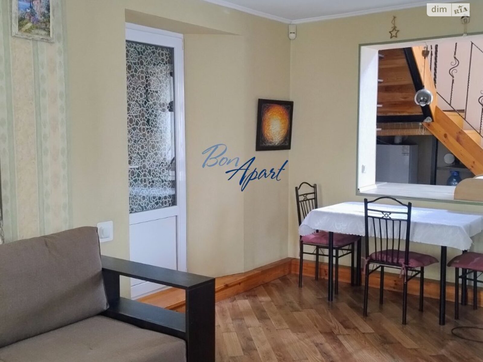 двухэтажный дом, 108 кв. м, кирпич. Сдается помесячно в Новых Безрадичах фото 1 двухэтажный дом, 108 кв. м, кирпич. Сдается помесячно в Новых Безрадичах фото 1